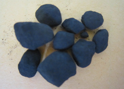 塊状または定型品の乾燥物のイメージ